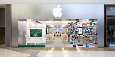 Professional photographer image of apple store